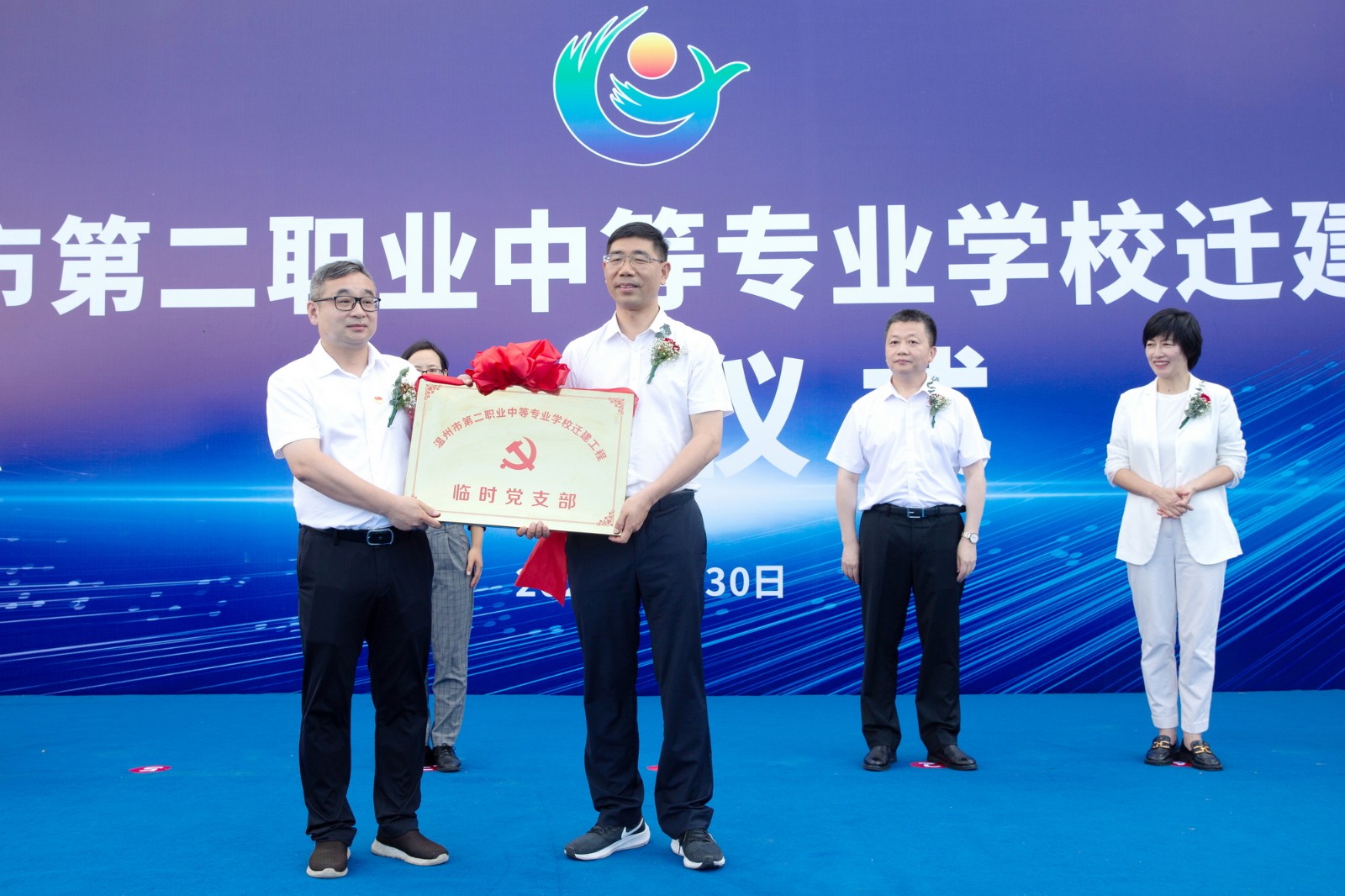 1657002916467656.jpg 1657002916467656.jpg