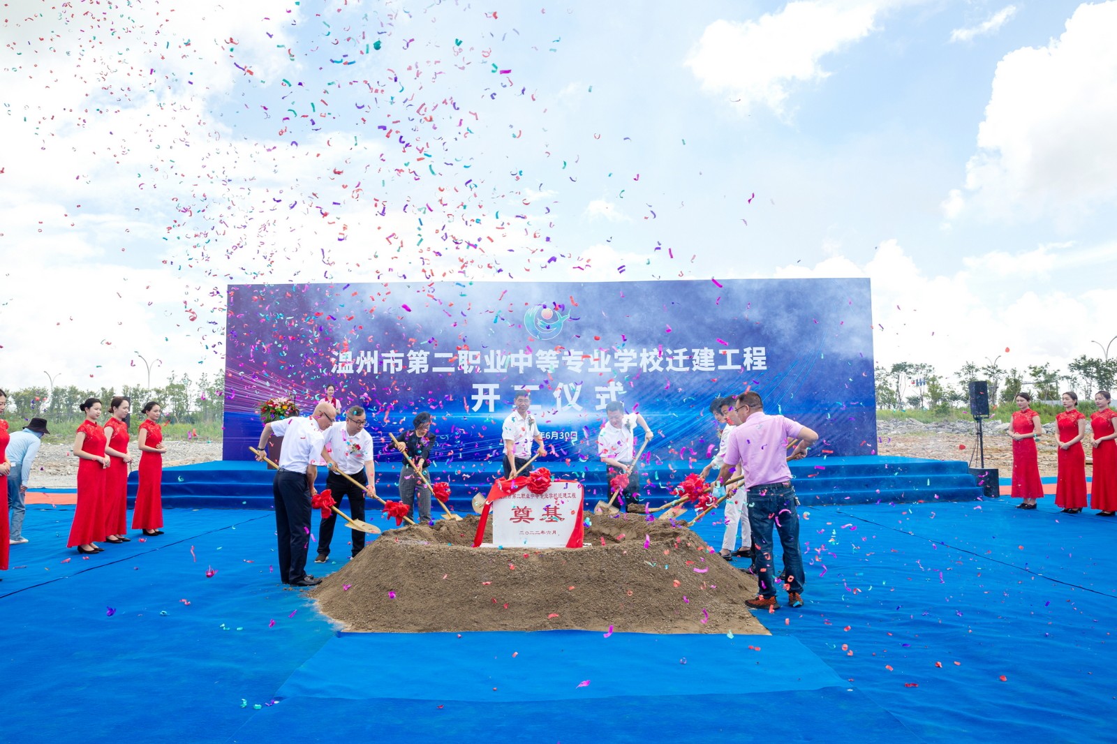 1657003003881584.jpg 1657003003881584.jpg